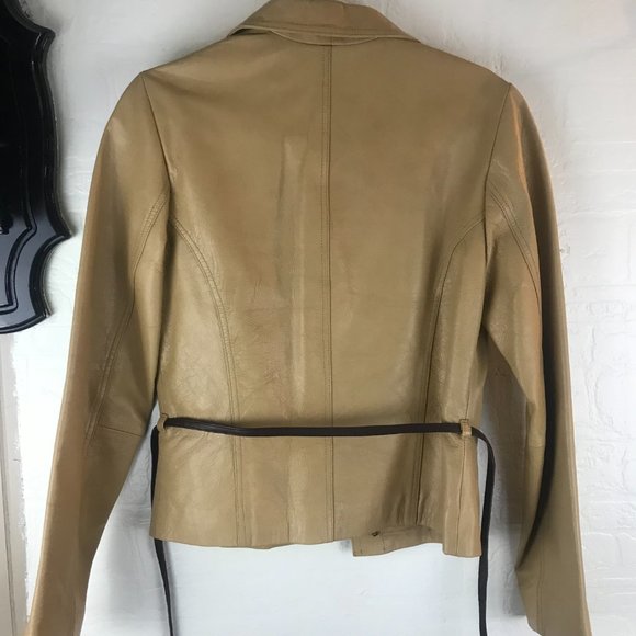 Maxima - Picture 4 of 5